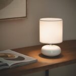 Scandinavische tafellamp van keramiek - met stoffen kap - E14 - wit - Afbeelding 2