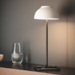 Buiten tafellamp - LED - oplaadbaar - dimbaar - 35 cm hoog - wit
