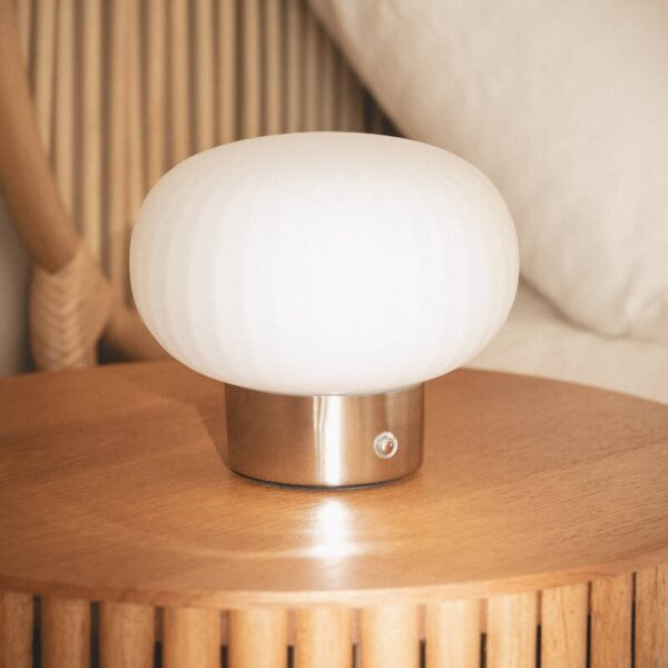 Glazen tafellamp bolvorm - LED - oplaadbaar - 13 cm hoog - zilver - Afbeelding 1