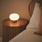 Glazen tafellamp bolvorm - LED - oplaadbaar - 13 cm hoog - zilver - Afbeelding 2