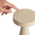 Oplaadbare tafellamp - LED - draadloos - 21 cm hoog - beige - Afbeelding 2