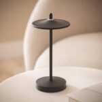 zwarte draagbare LED tafellamp USB oplaadbaar IP44 dimbaar